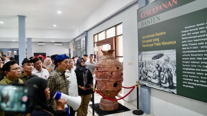 678dbc220faef-museum-kepurbakalaan-banten-lama_665_374.jpeg